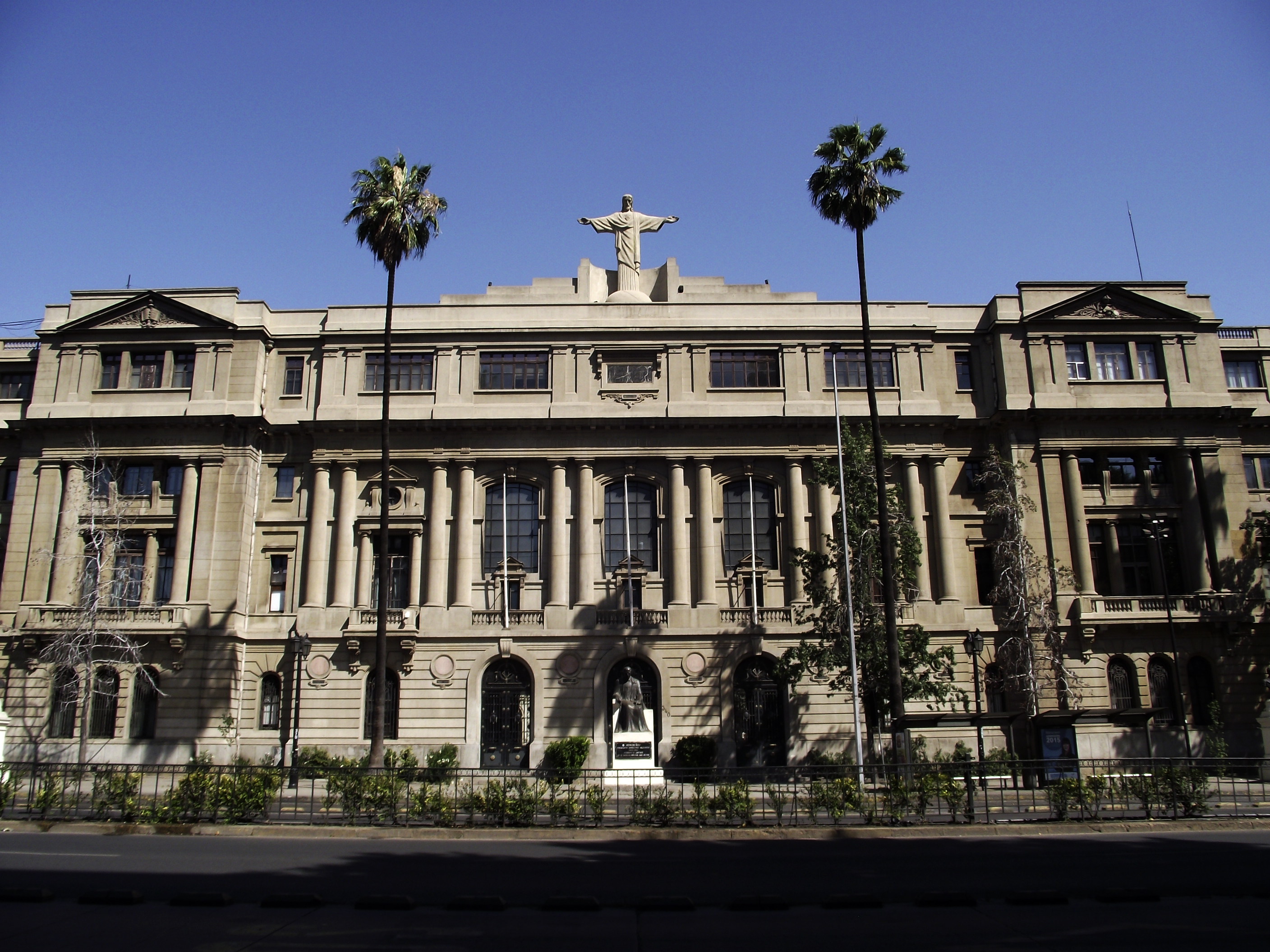 Universidad Católica VRA